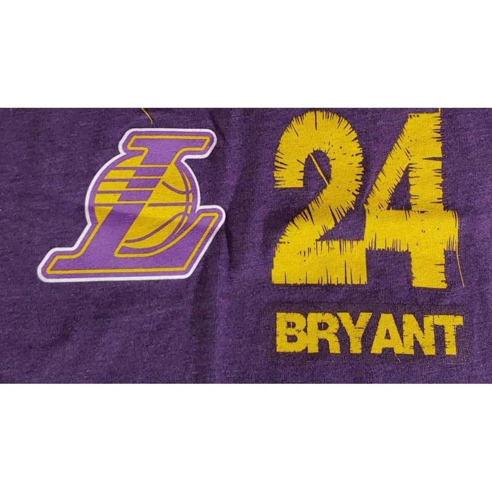 NBA Los Angeles Lakers Kobe Bryant 24 Women's Size Med Purple Graphic T- Shirt - Picture 3 of 6